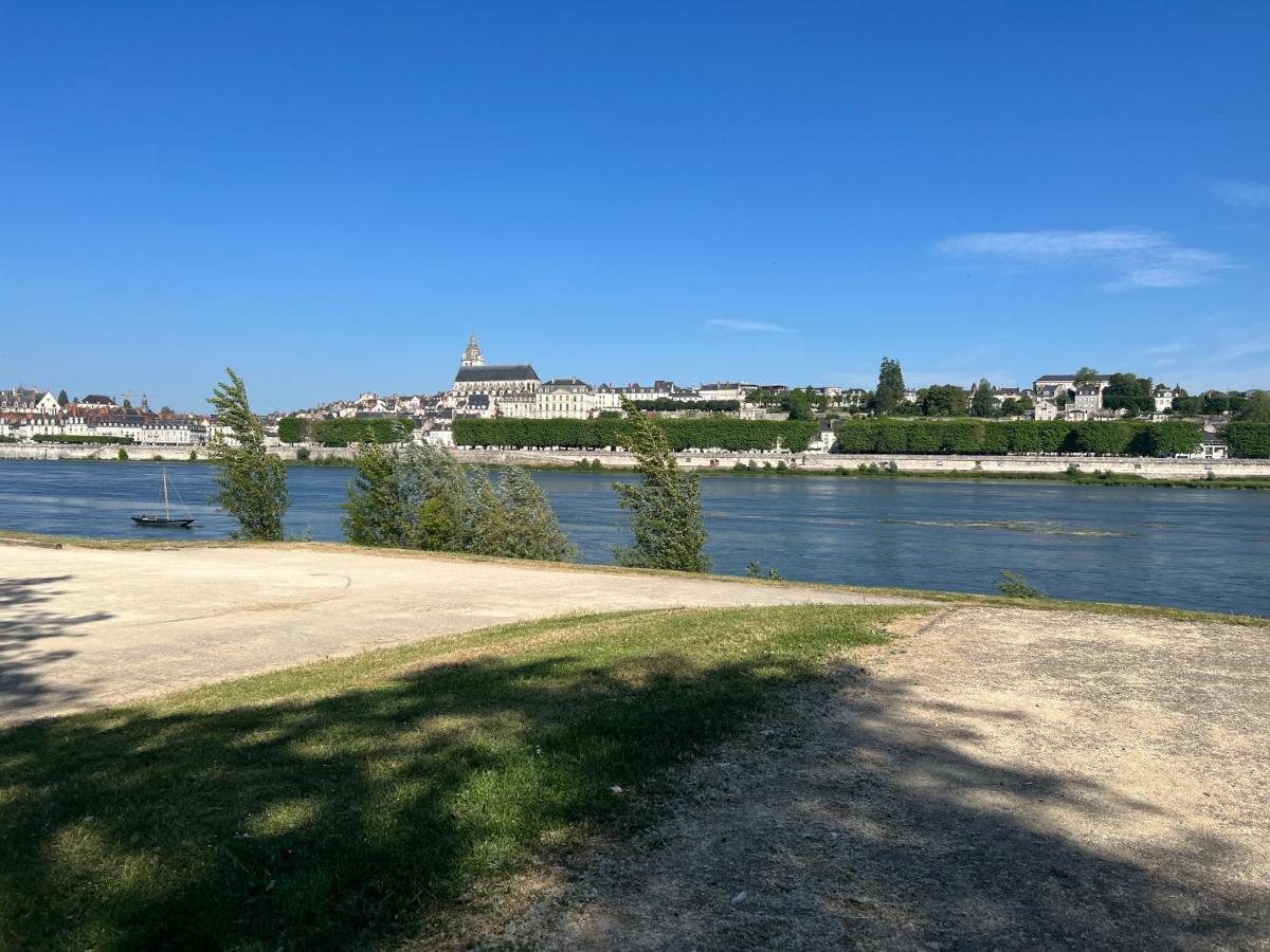 Quiniere - Entre Lac Et Foret - Hebergement Independant Avec Espace Kitchenette Blois Exterior foto