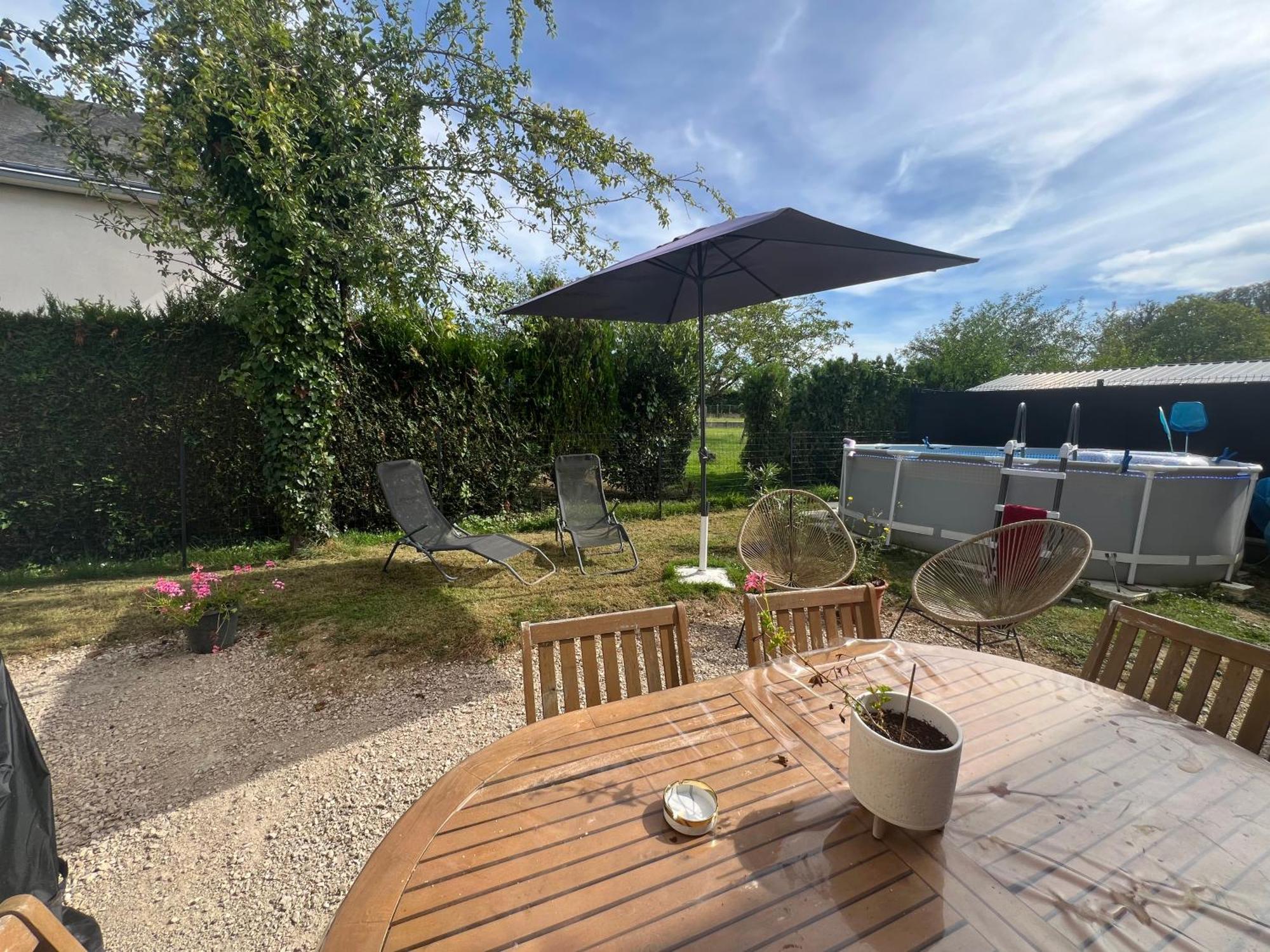 Quiniere - Entre Lac Et Foret - Hebergement Independant Avec Espace Kitchenette Blois Exterior foto